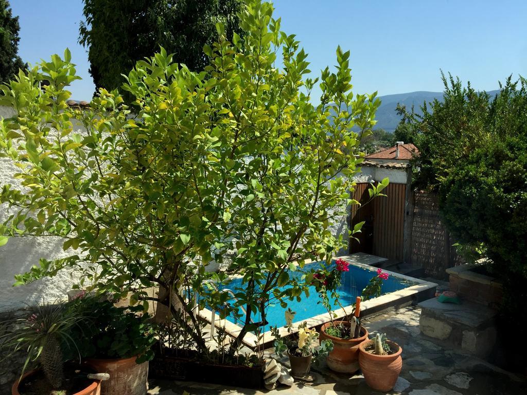 St John'S House Vila Selçuk Exterior foto